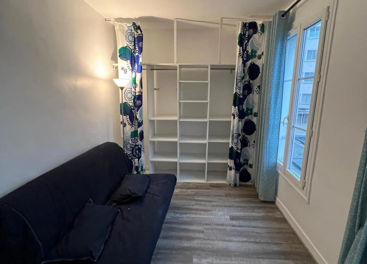 Spacieux 2 Chambres A 1 Min Du Metro M7 Le Kremlin-Bicetre Apartment